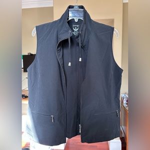 Chico’s Zenergy vest, nylon/spandex black size10.